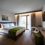 Be Place Adult Friendly 4*