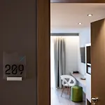 Be Place Adult Friendly Hotell 4*