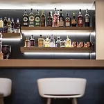 Be Place Adult Friendly Hotell 4*