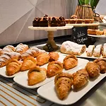 Be Place Adult Friendly Hotell 4*