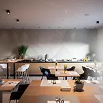 Hotell Be Place Adult Friendly