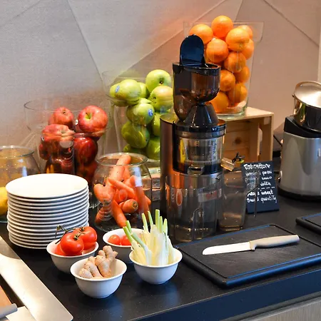 Be Place Adult Friendly ホテル 4*