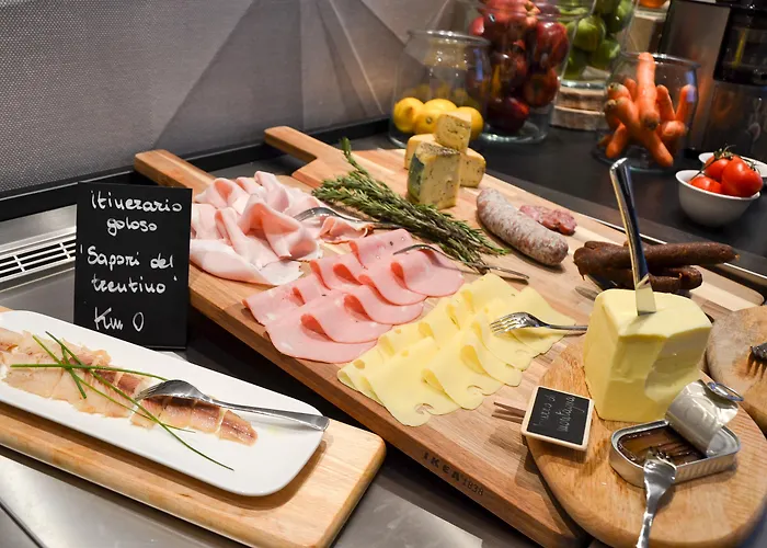 Be Place Adult Friendly Hotel 4*