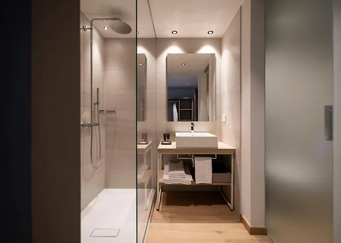 Be Place Adult Friendly Hotel