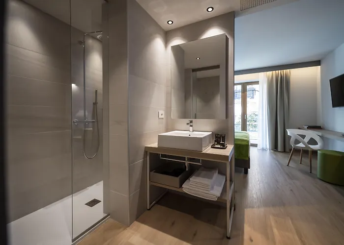 Be Place Adult Friendly Hotel