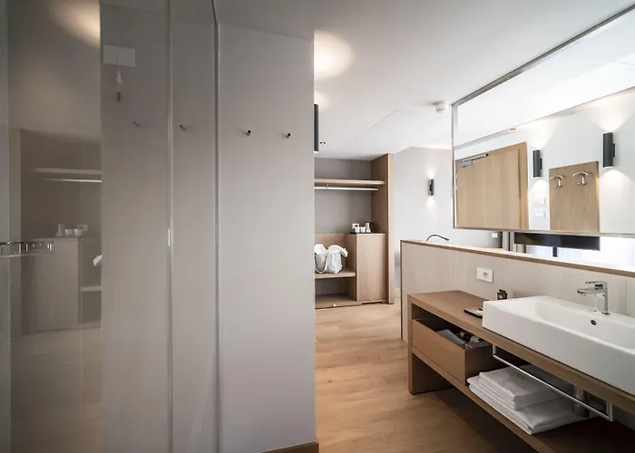 Hotel Be Place Adult Friendly 4*