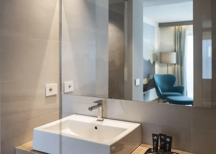 Hotel Be Place Adult Friendly 4*