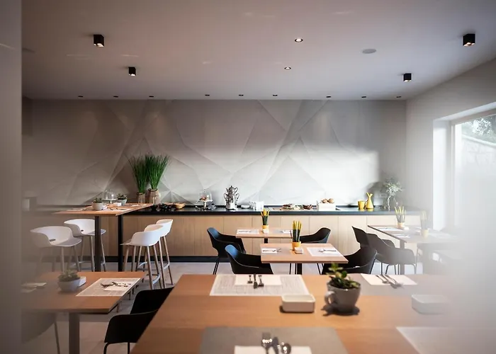 Hotel Be Place Adult Friendly